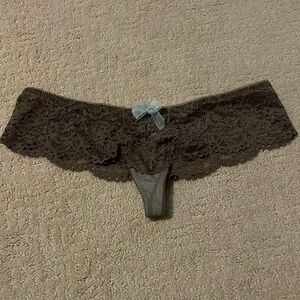 b.tempt’d lacey size small